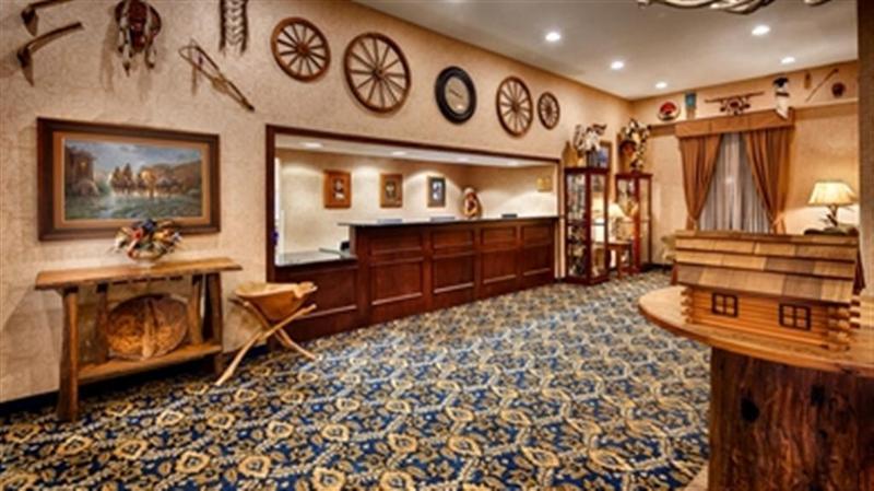 Hotel Western Crossroads & 3*
