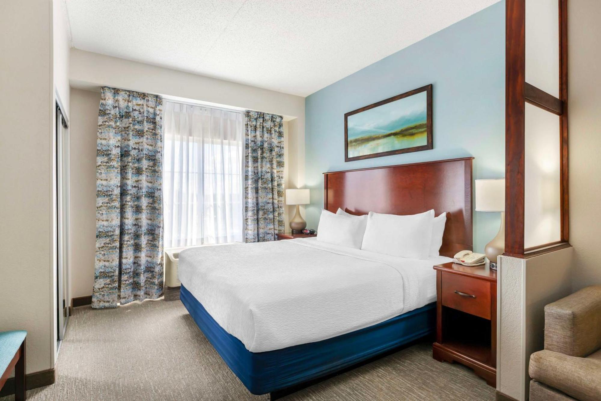 Hotel Western Crossroads & 3*