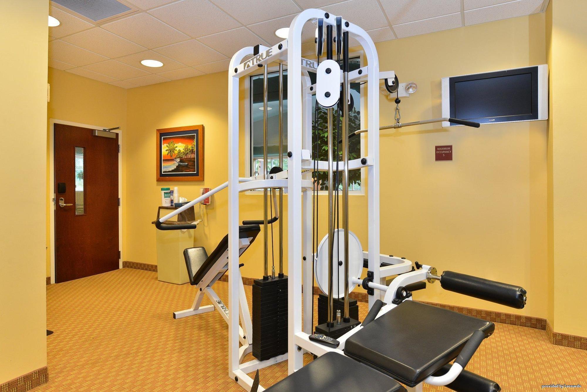 Western Crossroads & Hotel 3*