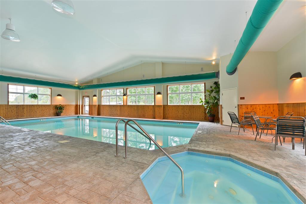 Western Crossroads & Hotel 3*